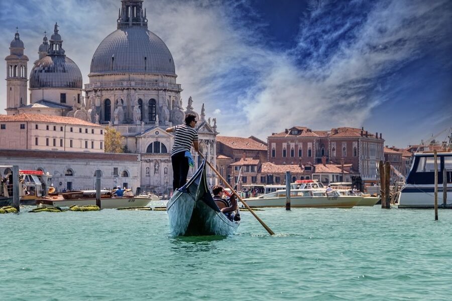 Venice: Grand Canal Gondola Experience with Live Commentary™ - Key things to know before you go