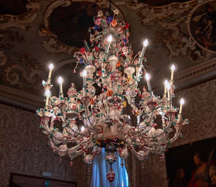 Venice: Guided boat tour to Murano and glassblowing - St. Mark’s Square to Murano: the boat ride that sets the tone