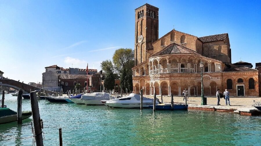 Venice: Guided Islands Cruise to Murano, Burano & Torcello - Guide, Audio, and the Mobile App: How the Tour Gets You Oriented