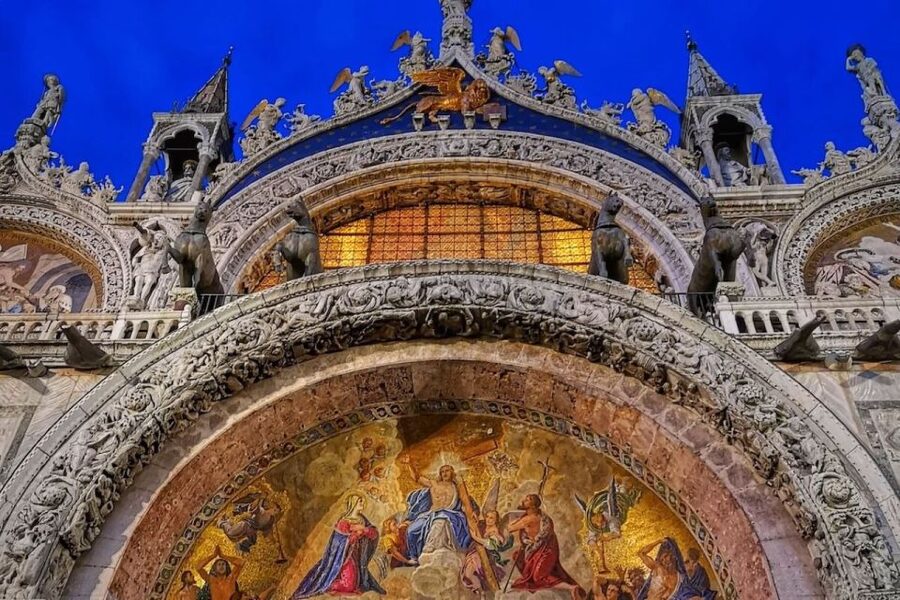Venice: Guided Night Walking Tour & Saint Mark's Basilica - Who this tour fits best (and who should skip it)
