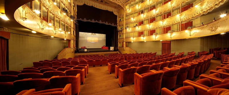 Venice Guided Tour Goldoni Theater - Behind-the-Scenes Operations: What You’ll Actually Get in One Hour