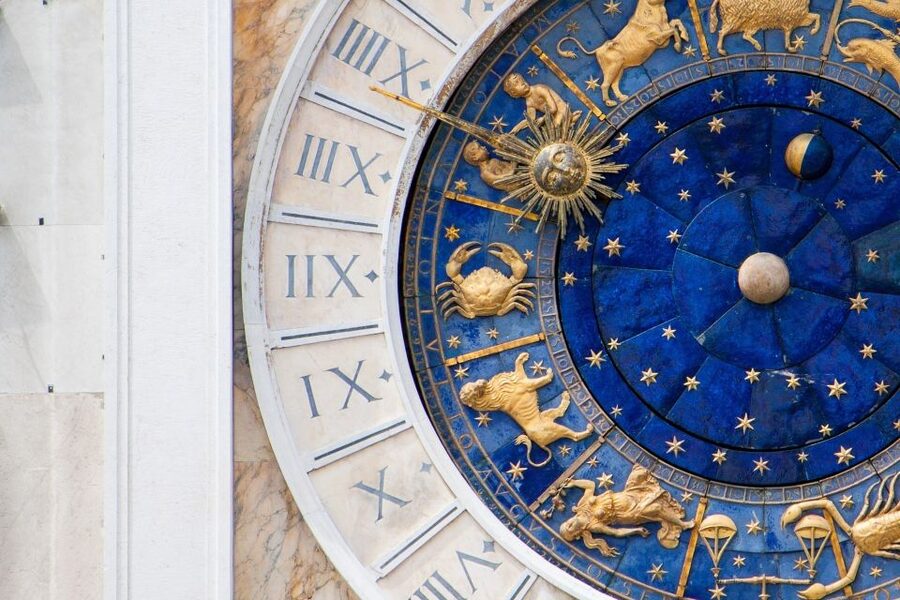 Venice: Guided Walking Tour with skip-the-line tickets - Doge’s Palace: the seat of power, plus the gold staircase and art collection