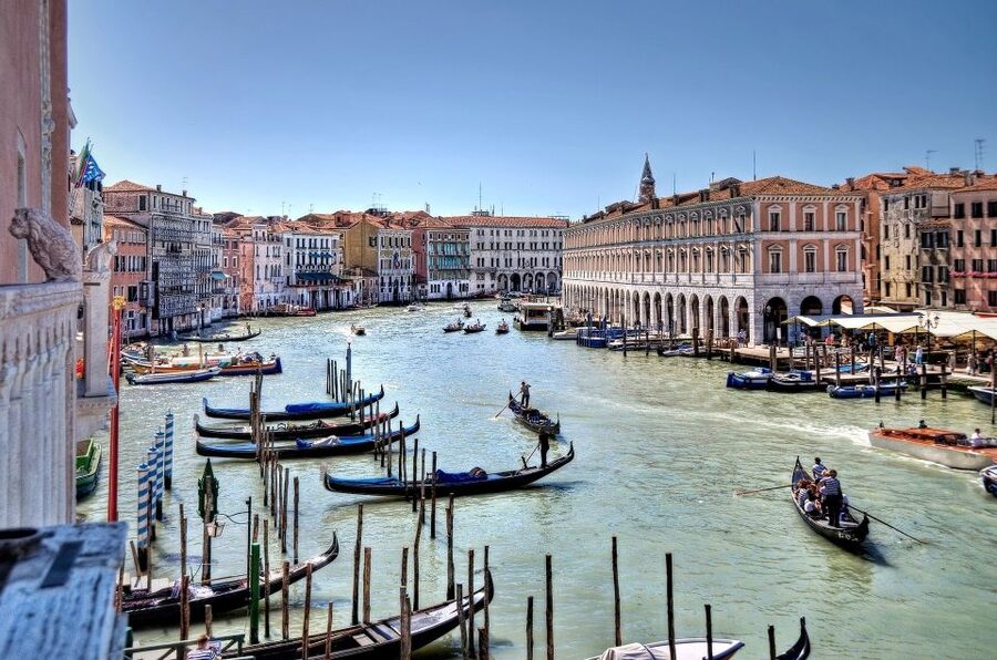 Venice: Guided Walking Tour with skip-the-line tickets - Meeting at Calle Larga de l’Ascension (near St Mark’s Square)