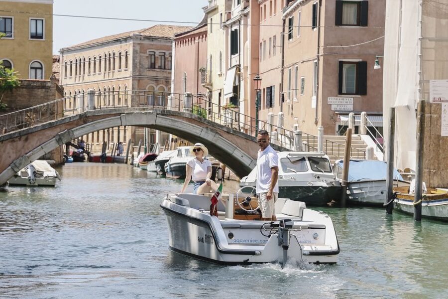 Venice: Hidden Canals on Electric Boat - The Silent-Canal Experience: What the 1.5 Hours Look Like