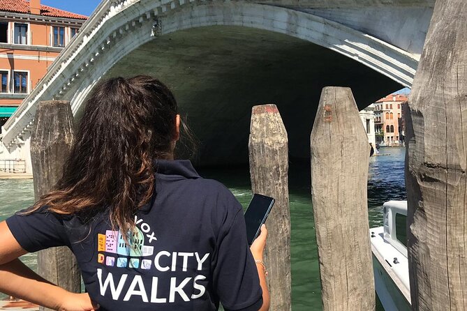 Venice: Hidden Gems Walking Tour with a Local Guide - Your two-hour route: spiralling stairs, Risorgimento names, and hidden streets