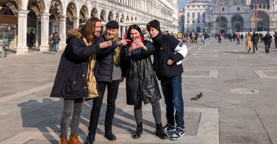 Venice: Hidden Spots Guided Photography Tour - Meeting in Campo San Gallo: find the spot fast