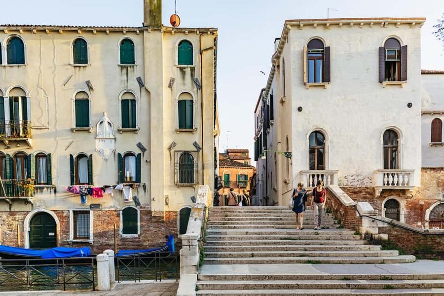 Venice: Highlights and Hidden Gems Night Walking Tour - What the Guide Adds: Stories, Legends, and Real Perspective