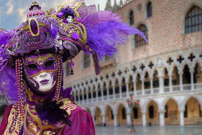 Venice Highlights Self Guided Scavenger Hunt and Walking Tour - Frari and Campo San Polo: the best way to start without stress