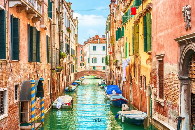 Venice Highlights Self Guided Scavenger Hunt and Walking Tour - Teatro La Fenice to St Mark’s Square: big Venice energy, not a race