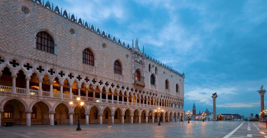 Venice: Highlights with Local Private Walking Tour & Gondola - St Mark Basilica Square: What’s Worth Noticing Up Close