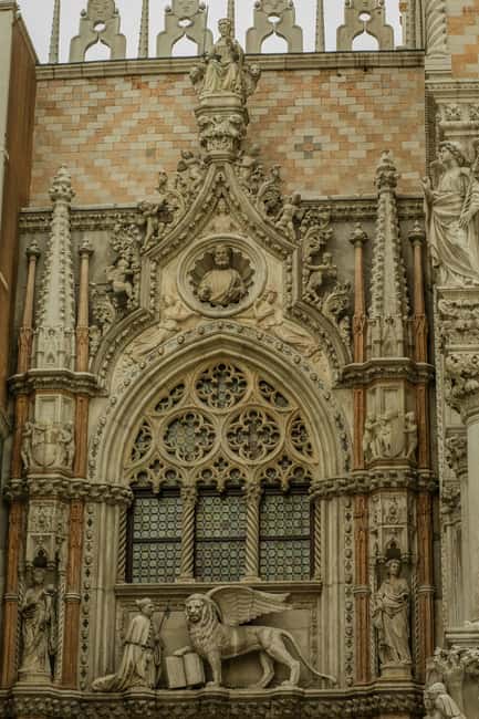 Venice: History Tour of Doge's Palace and Casanova's Prison - Key Things You’ll Notice on This Tour