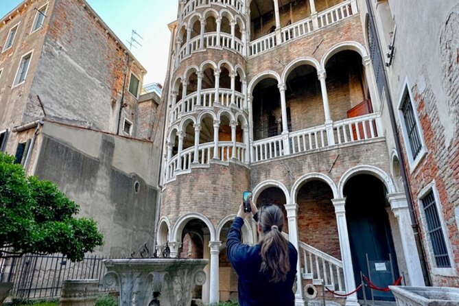 Venice in A Day: St Mark's Basilica, Doge's Palace & Gondola Ride - Grand Canal Gondola Ride: 30 Minutes of Venice at Human Speed