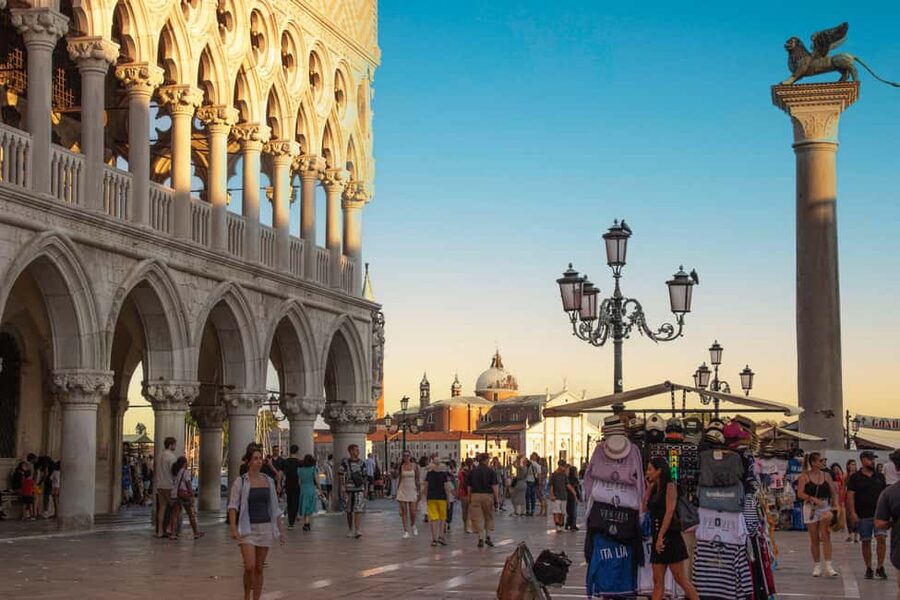 Venice: Insider Tour Rialto Market, St. Mark & Doge’s Palace - Rialto Market: Venice’s money, food, and daily buzz