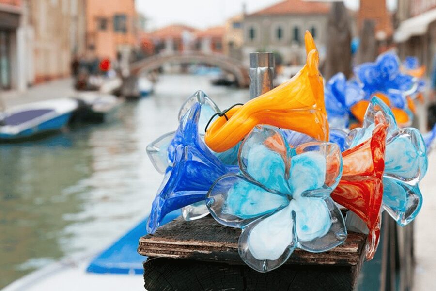 Venice Islands: Murano Glass & Burano Colors Guided Visit - Practical logistics that actually help (meeting point, timing, comfort)