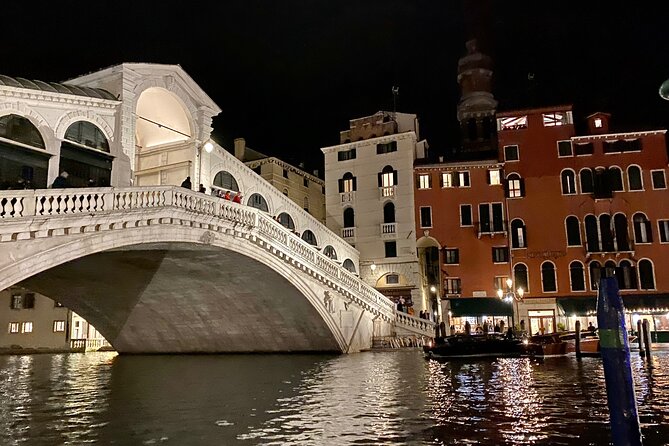 Venice Jewish Ghetto and Cannaregio Food, Wine, Sightseeing Tour - Stop by stop: what your 4-hour walk feels like
