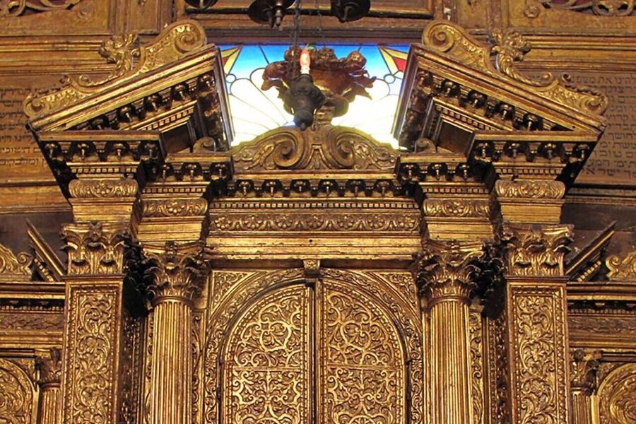 Venice: Jewish Ghetto and Synagogue Ticket with Audio Guide - The Route That Avoids the Usual Shortcut
