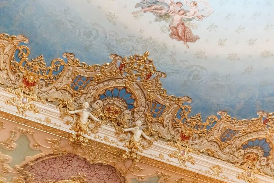 Venice: La Fenice Opera House Entry Ticket with Audio Guide - Best time to visit: quieter rooms make the difference