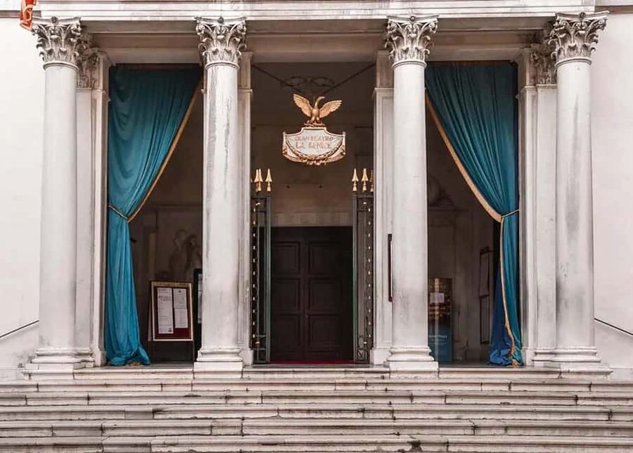 Venice: La Fenice Theater Tour - Behind-the-scenes insights: what “daily operations” means in real terms