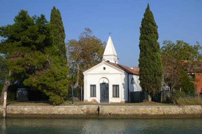 Venice Lagoon Private Boat Tour with Prosecco aperitif - Boat comfort, captain-led vibes, and your photo plan