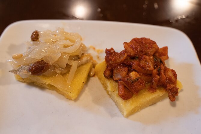 Venice Like a Local: Food, Wine & Spritz Tour with Traghetto Ride - Traghetto Crossing: The Local Moment You’ll Remember