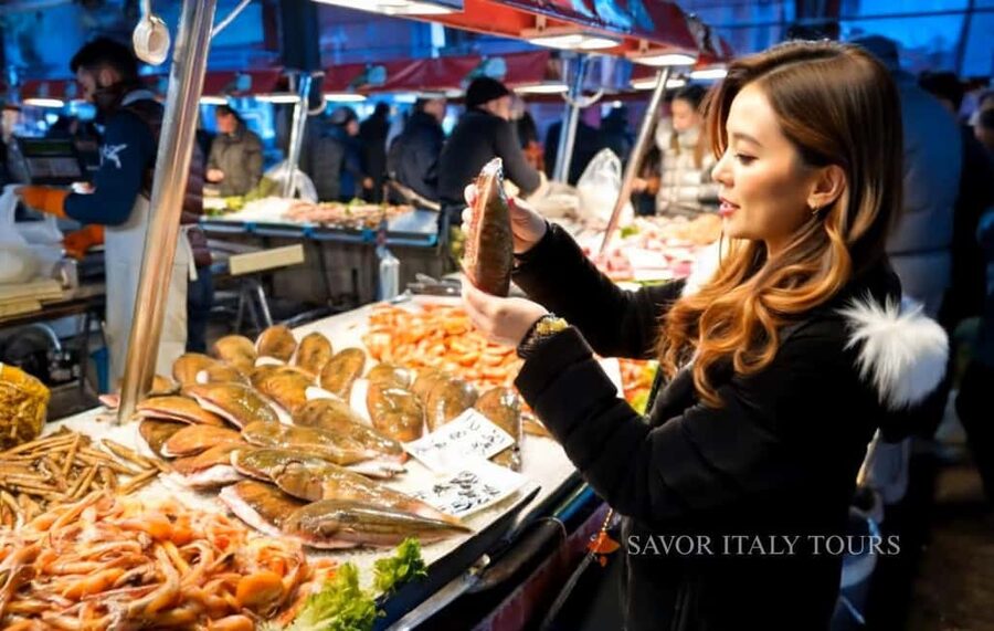 Venice: Local Fish Market With Cicchetti, Lunch, and Wine - Key things that make this tour worth your time