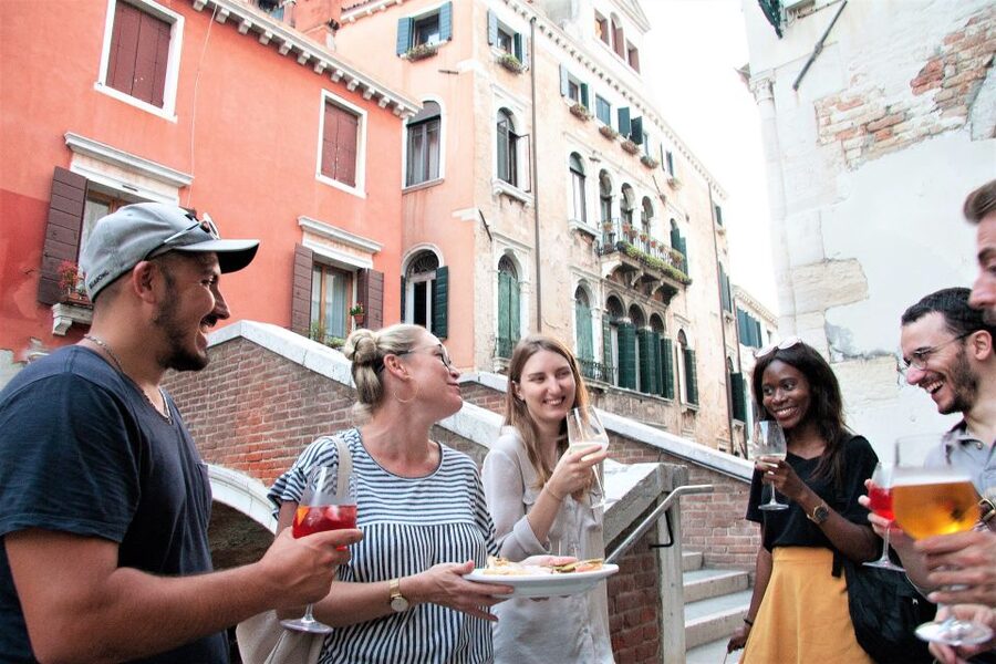 Venice: Local Secrets of Venice Tapas & Wine Walking Tour - What You Actually Learn: Recipe Origins and Ingredient Thinking
