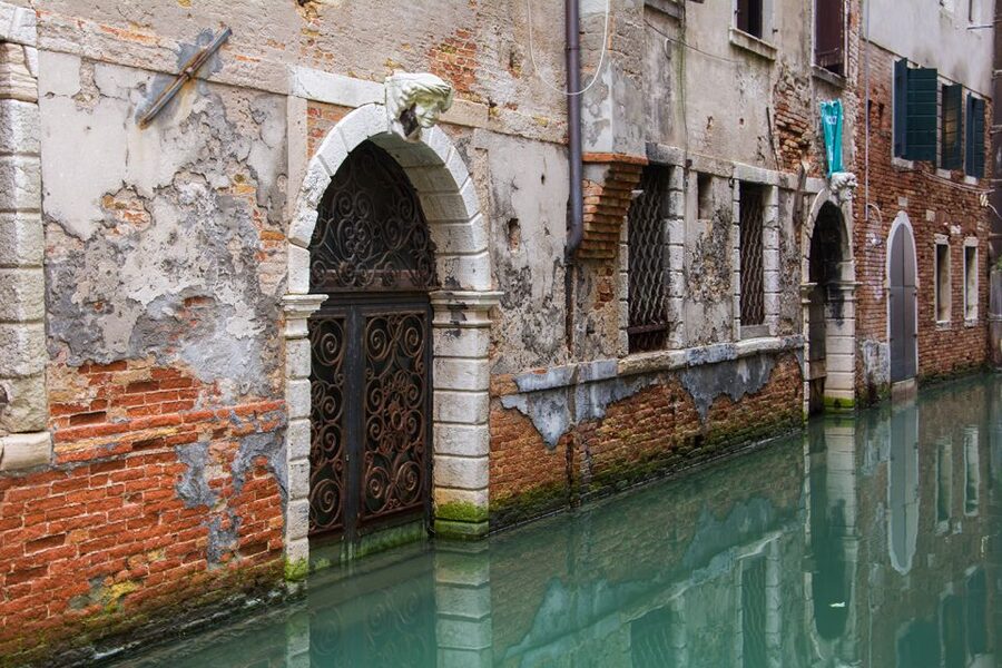 Venice: Morning Walking Tour - Group Size, Guides, and Headsets: Why This One Feels Easy