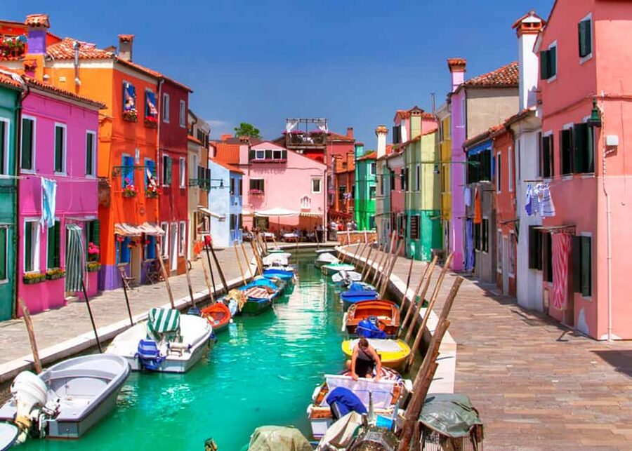 Venice: Murano, Burano, and Torcello Boat Tour - Burano lace and colorful canals: where the tour becomes personal