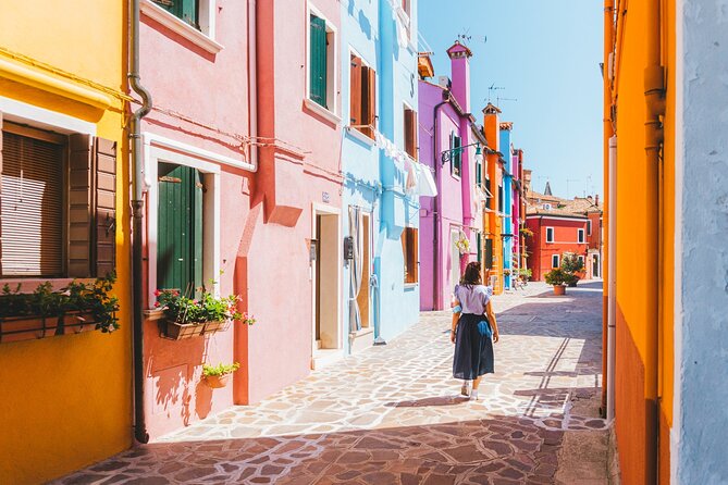 Venice: Murano & Burano Islands Tour with Optional Torcello Stop - Burano free time: the colorful houses and the lace tradition
