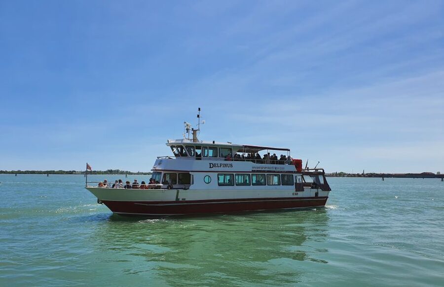 Venice: Murano & Burano Panoramic Boat Tour w/ Glassblowing - Key Points I Think You’ll Care About