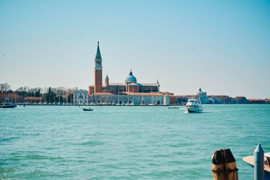 Venice: Murano & Burano Panoramic Boat Tour w/ Glassblowing - Tour Pace: What 4–4.5 Hours Actually Means