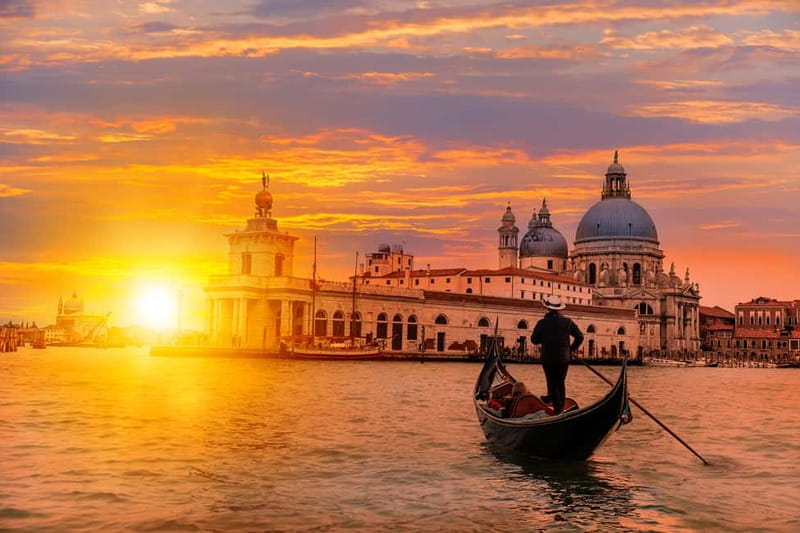 Venice: Murano, Burano & Torcello Boat Tour - The Return Ride: Panoramic Views Back Toward Venice