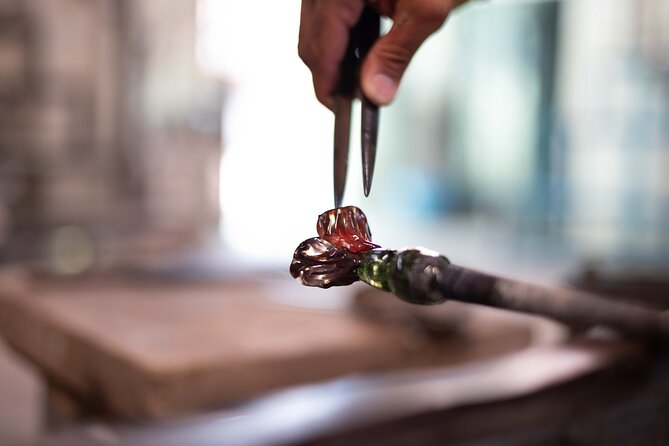 Venice Murano Island Glass Factory Tour with Glass Blowing Demonstration - Timing on Murano: Why This Is a Good Fit for a Short Day