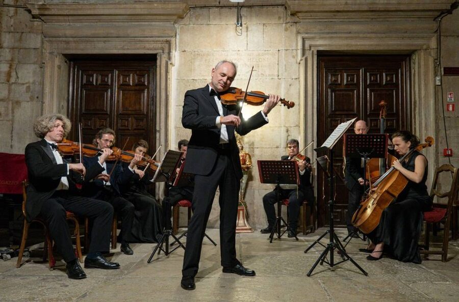 Venice: Opera Concert at Casanova Prisons in St. Mark Square - Inside the Grand Council Hall: What the Concert Feels Like