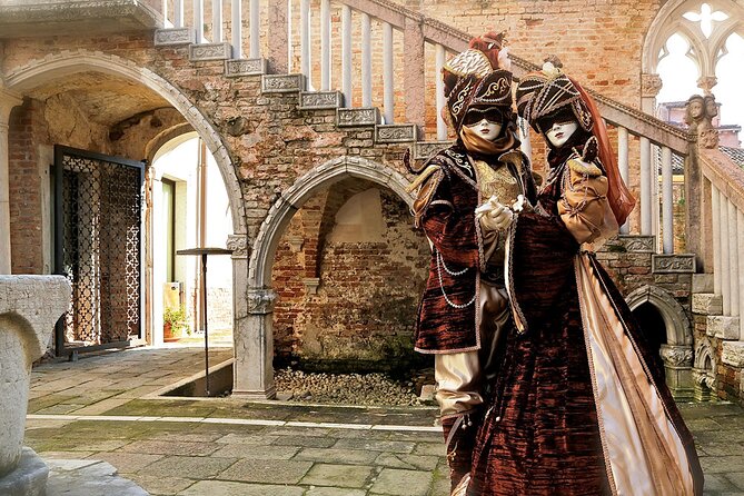 Venice Palazzo Mocenigo: History of Textile, Costume and Perfume - Perfume history in Venice: the story beyond the scent