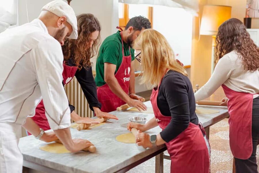 Venice: Pasta Class with Wine and Gelato - Pommarola sauce practice: why it’s more than tomato