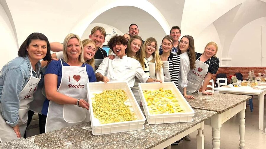 Venice: Pasta Class with Wine and Gelato - Gelato workshop: make your own flavor, not just a dessert