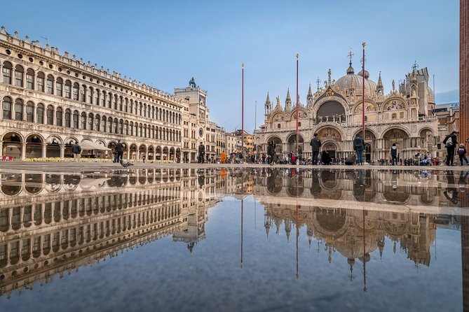 Venice Photography Masterclass - Private Photography Lesson - Ponte dell’Accademia and the Skill of Finding Frames
