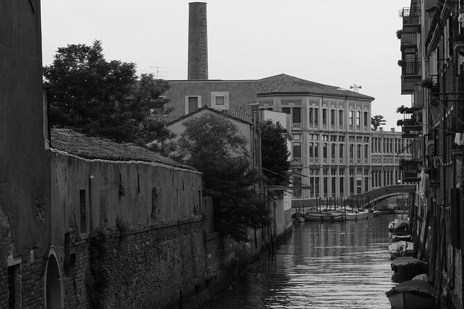 Venice Photography Walking Tour with Private Guide - The photography coaching: composition, lighting, and real-world camera help