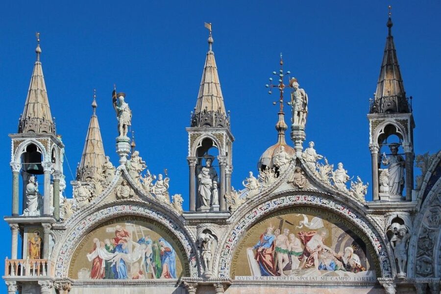 Venice: Private 2-Hour Doge's Palace Tour - Where you meet: St Mark’s Square, right by Palazzo Ducale