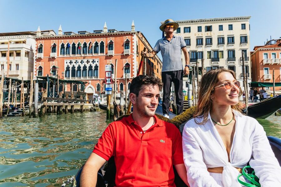 Venice: Private Crafted Gondola Ride Along Grand Canal - Key Things That Make This Gondola Ride Worth Your Time