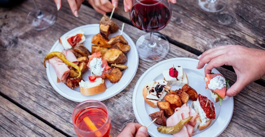 Venice: Private Evening Tour w/ Drinks & Bites in Cannaregio - Key things to know before you go