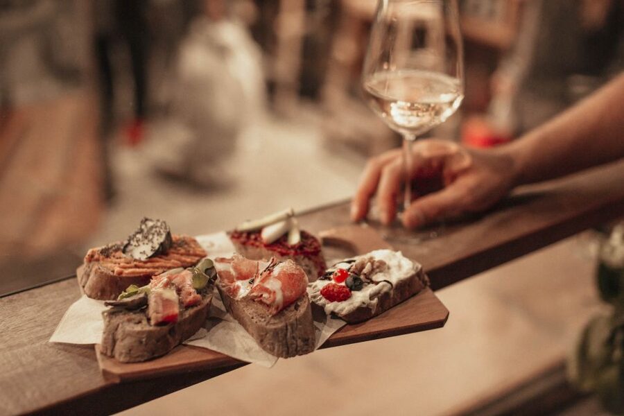 Venice: Private Evening Tour w/ Drinks & Bites in Cannaregio - Should You Book This Tour?