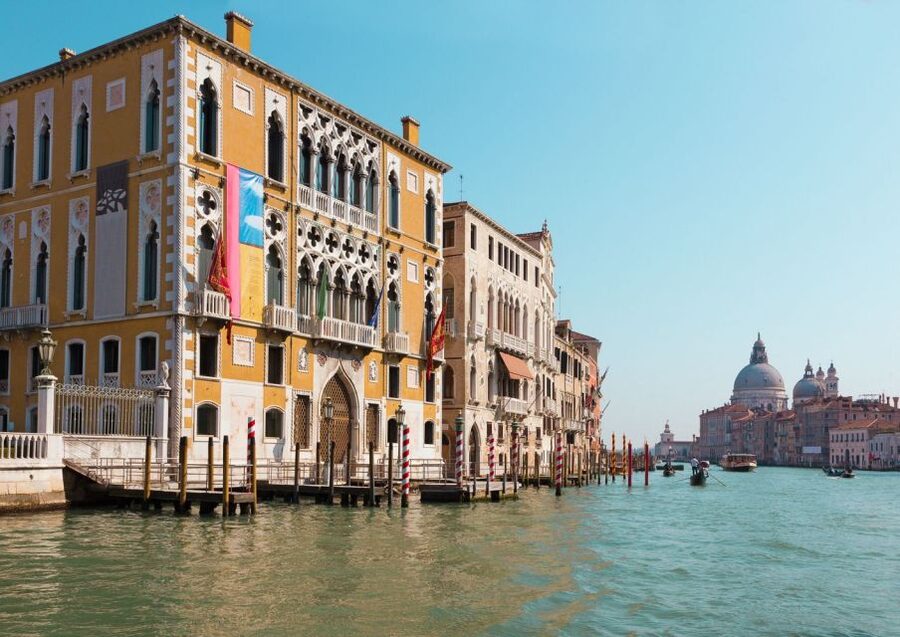 Venice: Private Gondola Cruise for up to 5 Passengers - Entering Venice by Water: What This Private Gondola Really Feels Like