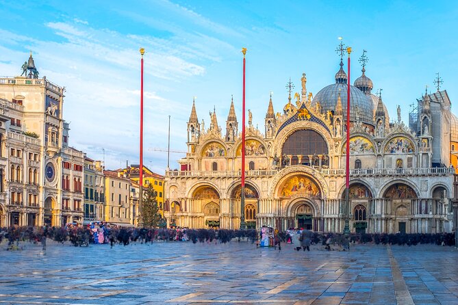 Venice Private Gondola Ride: Explore Hidden Canals and Sights - Logistics That Can Make or Break Your Gondola Hour