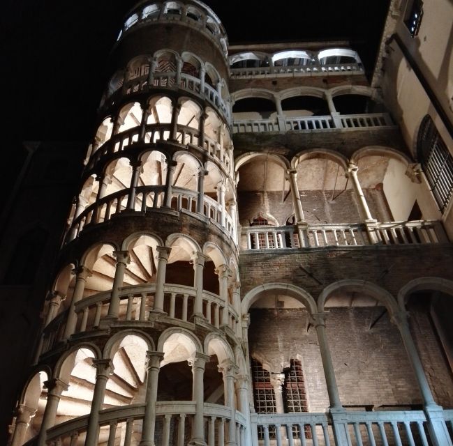 Venice: Private Murders & Mysteries Tour - Quick hits from this private murders and mysteries route