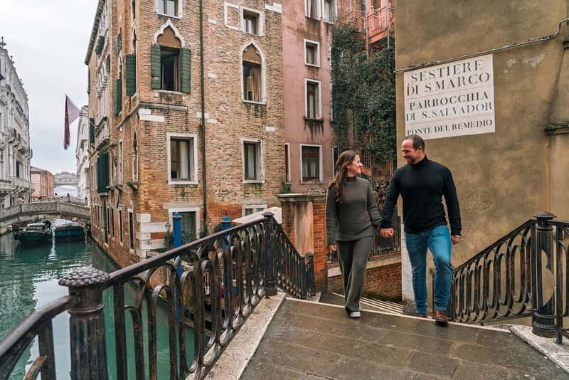 Venice private photo shoot with a local photographer! - Practical Tips to Get Better Photos Without Trying Hard