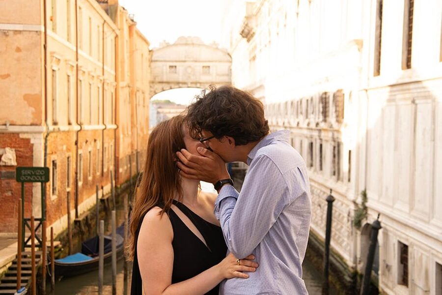 Venice: Private Photography Session - Meeting at Saint Mark’s Square: Start Point and Session Momentum
