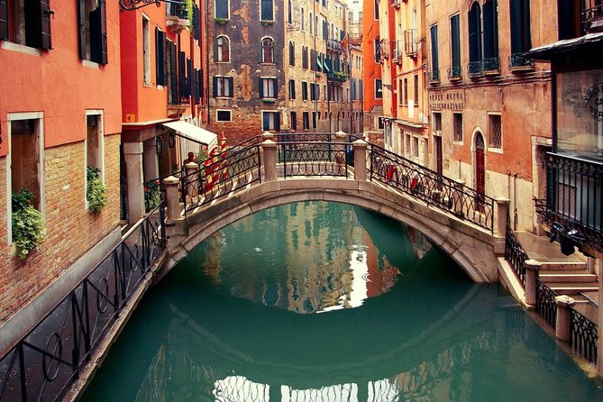 Venice Private Tour for Families with Gondola Ride - St. Mark’s Basilica: what you’ll see and the dress rule that matters