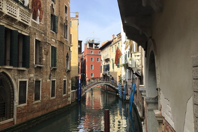 Venice Private Tour for Families with Gondola Ride - Gondola ride value: what 30 minutes gets you (and what to watch)